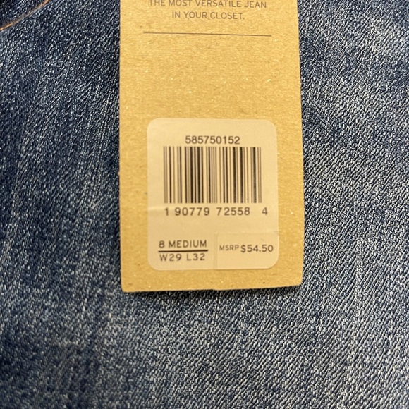 New W/Tags  Mid Rise Skinny Levi’s 8 (29x32) - Picture 8 of 13
